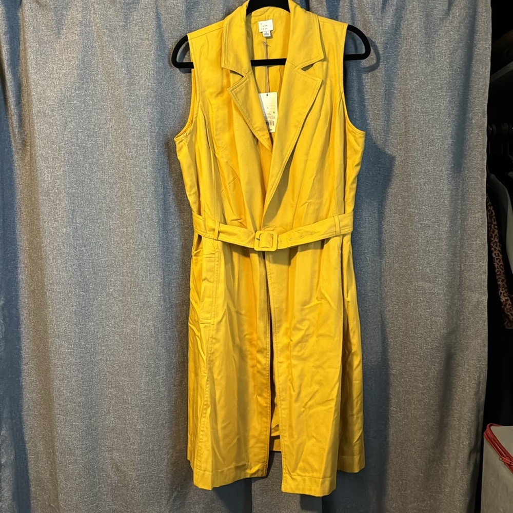 NWT BELTED VEST DUSTER